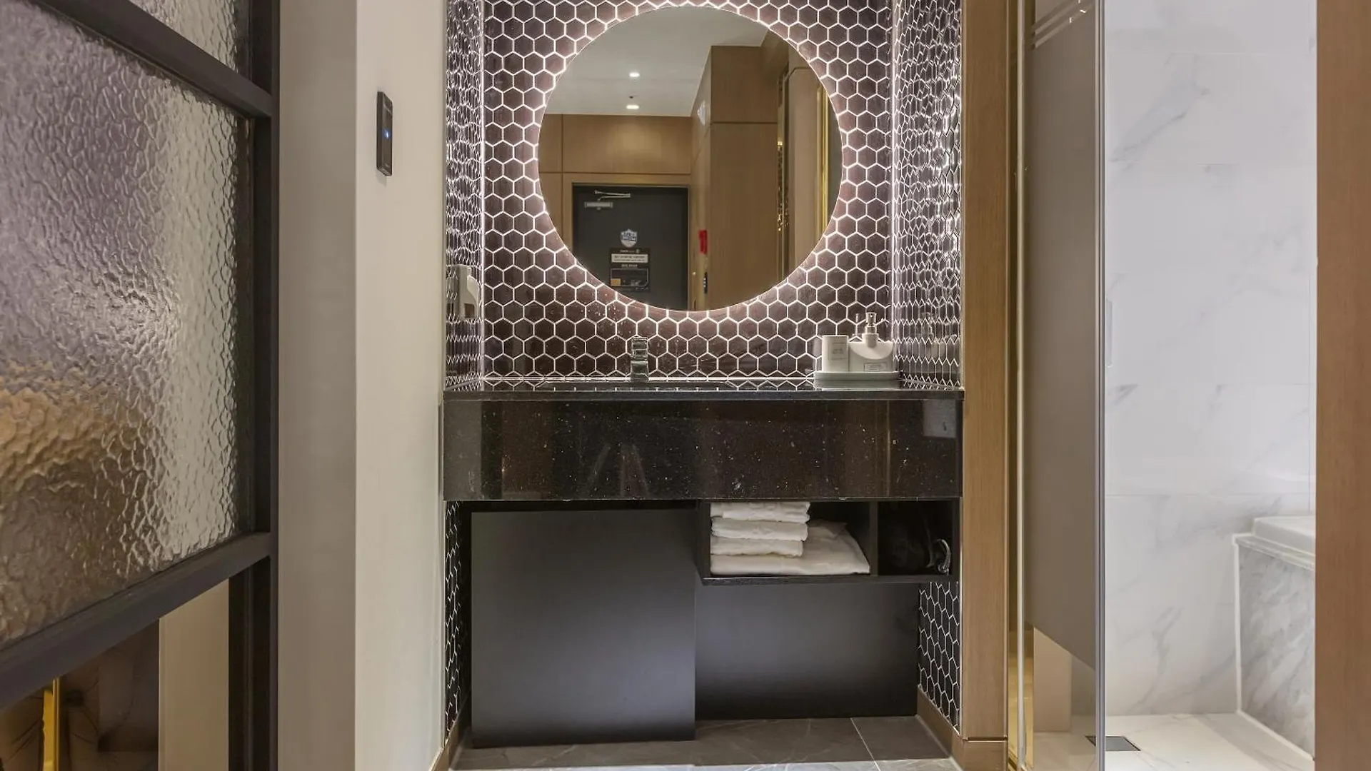Nomad Hotel Gimhae