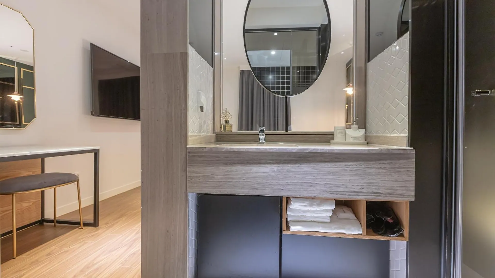 Nomad Hotel Gimhae