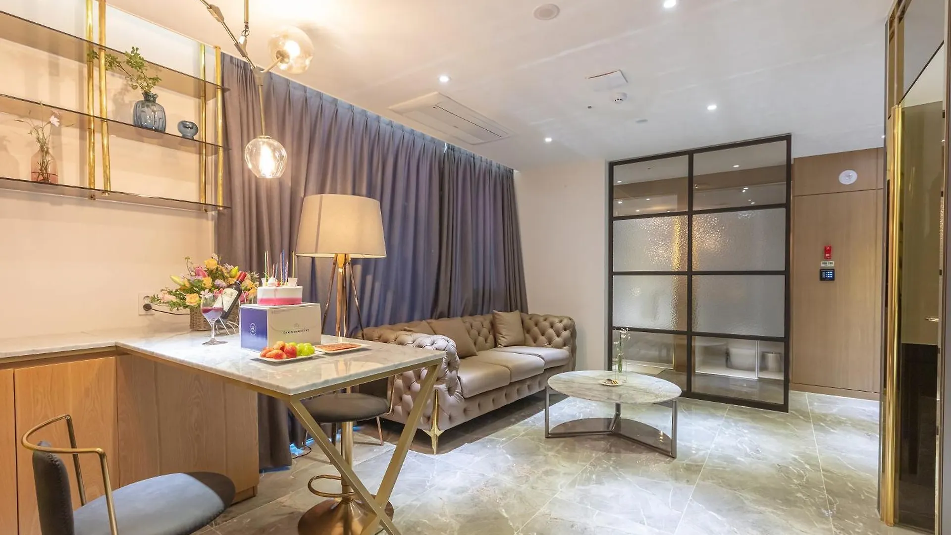 Nomad Hotel Gimhae 3*,  South Korea