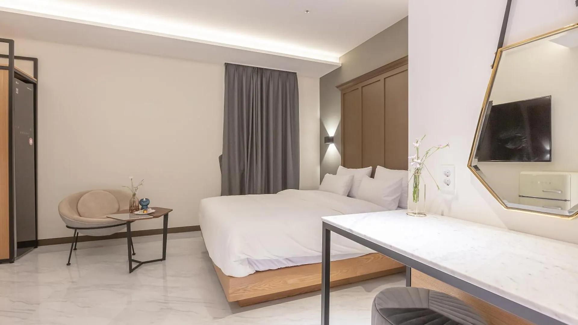 Nomad Hotel Gimhae
